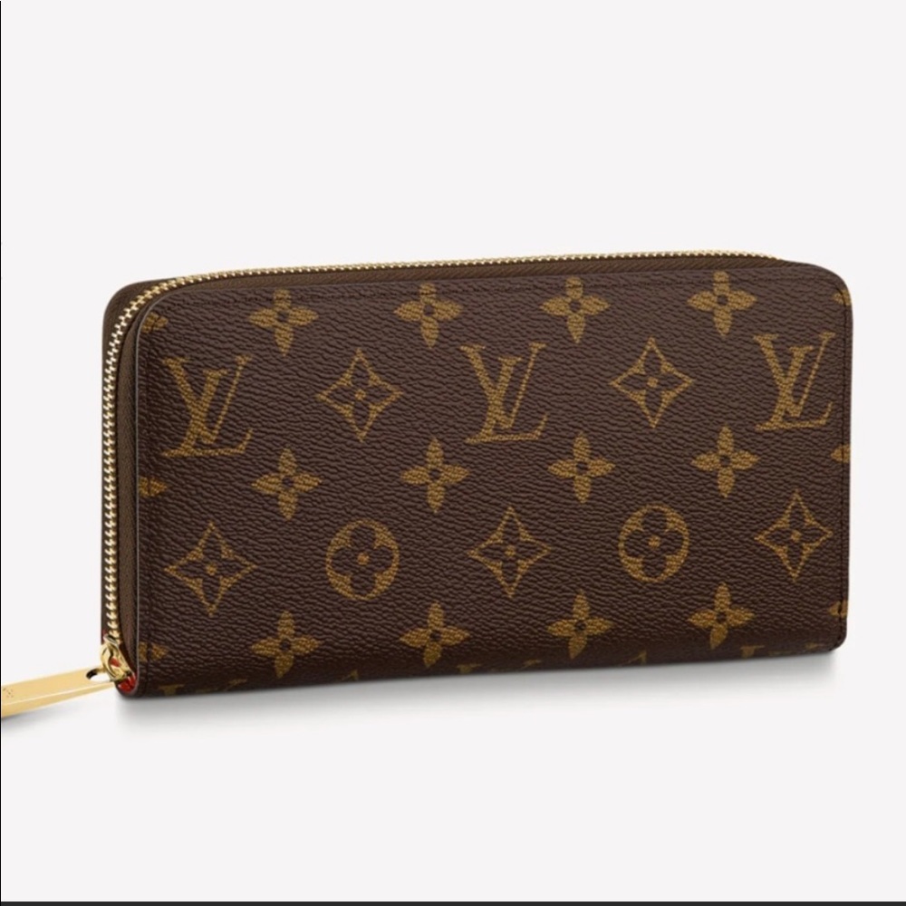 Louis Vuitton Monogram Zippy Wallet